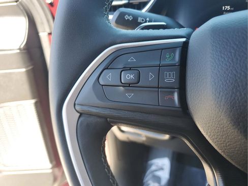 Certified 2023 Jeep Grand Cherokee L Laredo image 28