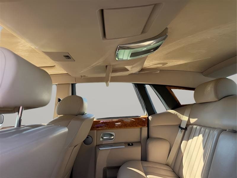 Used 2006 Rolls-Royce Phantom Sedan RWD image 41