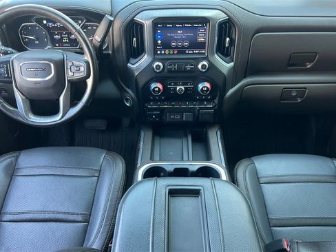 Used 2020 GMC Sierra 2500 Denali w/ Denali Ultimate Package image 14