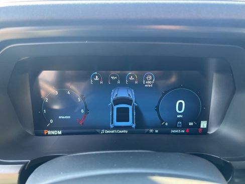 Certified 2025 Ford F150 Lariat w/ Equipment Group 502A High image 13