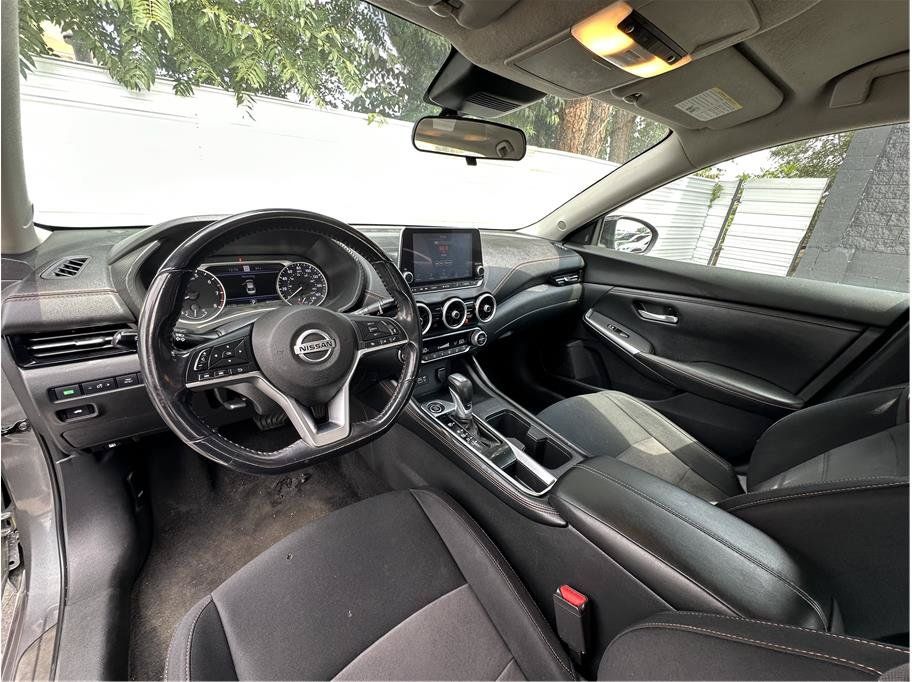 Used 2020 Nissan Sentra SR FWD image 2