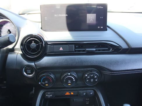 Used 2024 MAZDA MX-5 Miata RF Club w/ Interior Package RWD image 15