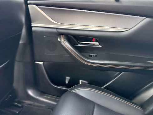 Used 2025 MAZDA CX-70 3.3 Turbo S w/ Premium Package image 14