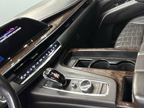 Used 2021 Cadillac Escalade Sport Platinum image 21