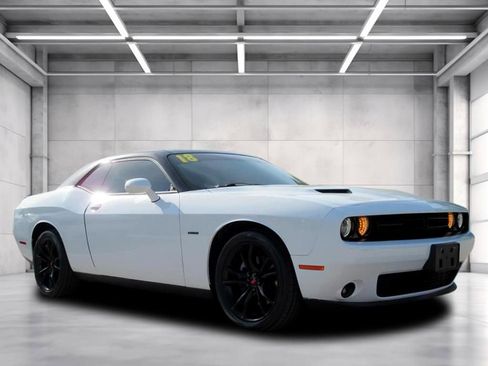 Used 2018 Dodge Challenger R/T Plus RWD image 1
