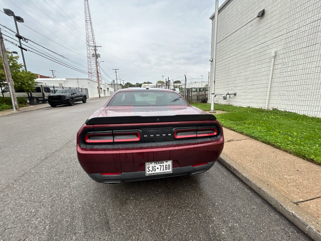 Used 2017 Dodge Challenger SXT w/ Blacktop Package RWD image 3