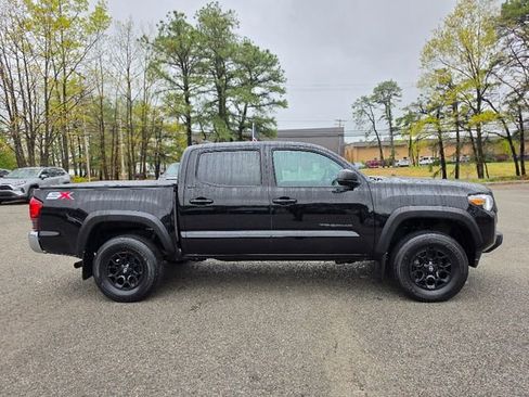 Used 2023 Toyota Tacoma SR5 w/ SX Package AWD/4WD image 6