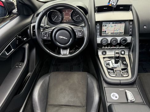 Used 2017 Jaguar F-TYPE Convertible image 23