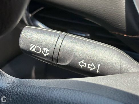 Used 2018 Chevrolet Traverse LS FWD image 16