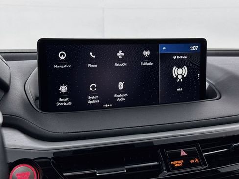 Used 2023 Acura MDX SH-AWD w/ Technology Package image 15