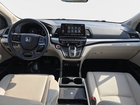 Used 2025 Honda Odyssey EX-L image 10