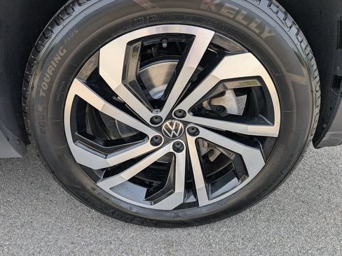 Used 2022 Volkswagen Atlas SEL AWD/4WD image 12