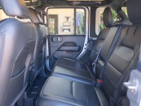 Used 2023 Jeep Wrangler Unlimited Sahara w/ Cold Weather Group AWD/4WD image 35