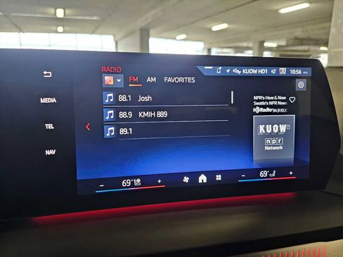 Used 2025 BMW 228i xDrive w/ Premium Package AWD/4WD image 14