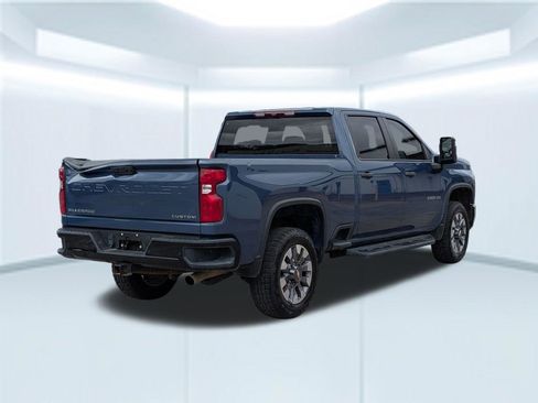 Used 2024 Chevrolet Silverado 2500 Custom w/ Custom Convenience Package AWD/4WD image 6
