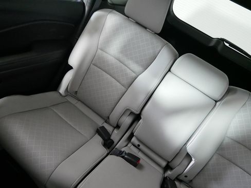 Used 2019 Honda Passport Touring image 12