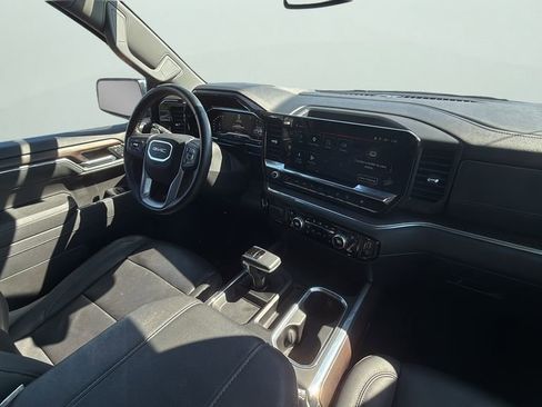 Used 2025 GMC Sierra 1500 SLT w/ SLT Premium Plus Package image 21