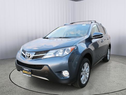 Used 2014 Toyota RAV4 Limited image 4