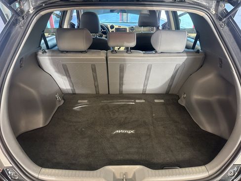 Used 2010 Toyota Matrix S FWD image 29