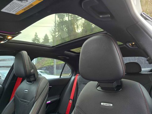 Used 2024 Mercedes-Benz C 43 AMG 4MATIC Sedan image 23