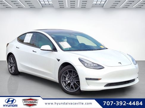 Used 2022 Tesla Model 3 Long Range image 1