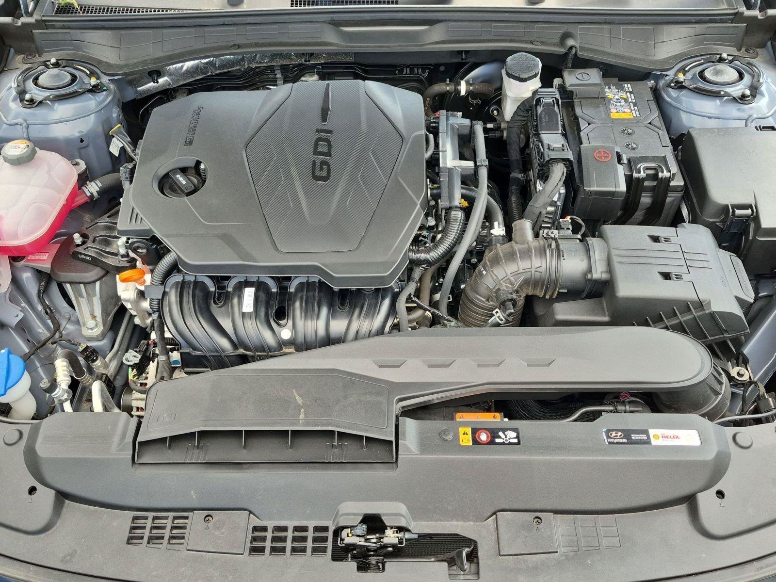 Used 2025 Hyundai Sonata SE FWD image 18
