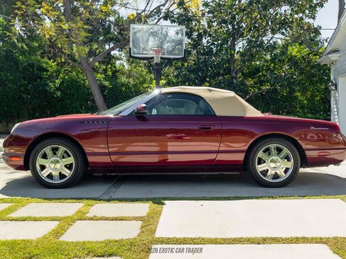Used 2004 Ford Thunderbird Deluxe image 15