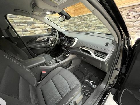 Used 2023 GMC Terrain SLE w/ Driver Convenience Package AWD/4WD image 41