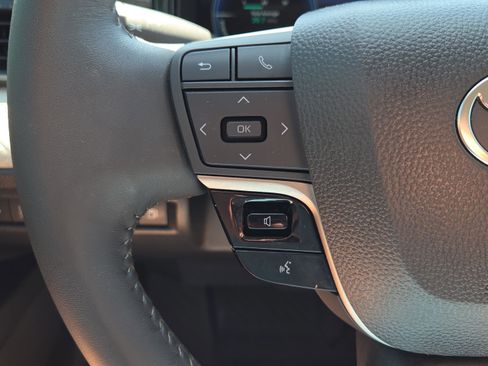 Certified 2026 Toyota Camry XLE FWD image 25