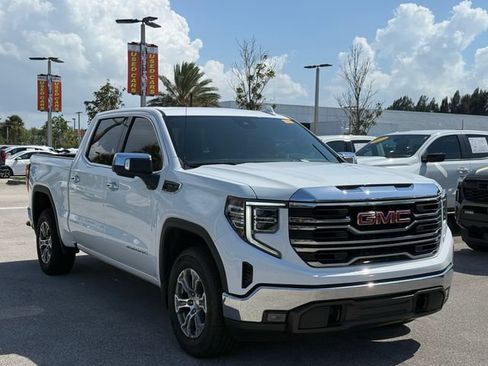 Used 2024 GMC Sierra 1500 SLT RWD image 4