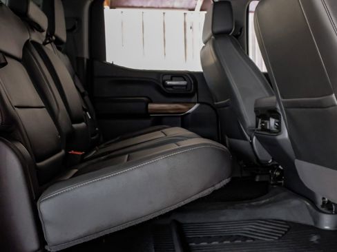 Used 2021 Chevrolet Silverado 1500 LT Trail Boss w/ Convenience Package II image 34