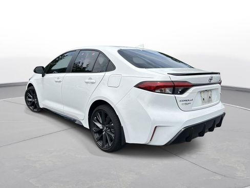 Used 2024 Toyota Corolla XSE FWD image 8