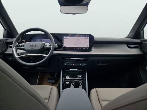 New 2026 Audi Q3 quattro 2.0T AWD/4WD image 5