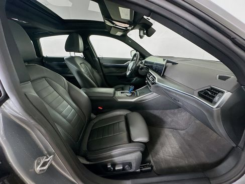 Used 2023 BMW i4 eDrive40 image 33