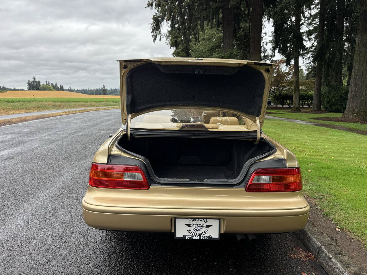 Used 1991 Acura Legend LS FWD image 37