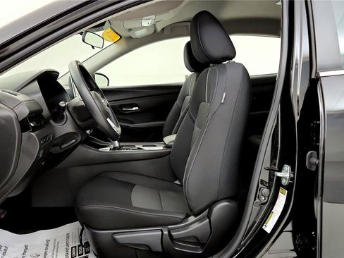 Used 2024 Nissan Sentra SV image 25