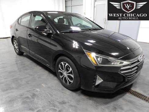 Used 2020 Hyundai Elantra SE w/ Cargo Package (C1) FWD image 1