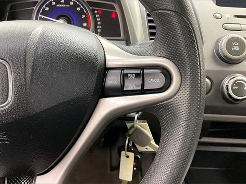Used 2010 Honda Civic LX image 23