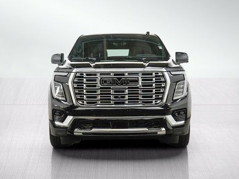 Used 2025 GMC Yukon Denali w/ Denali Reserve Package AWD/4WD image 8