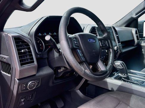 Used 2018 Ford F150 XLT w/ Equipment Group 301A Mid RWD image 9