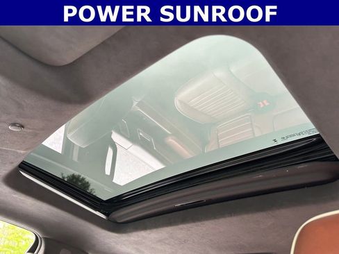 Used 2025 GMC Sierra 2500 Denali Ultimate image 3