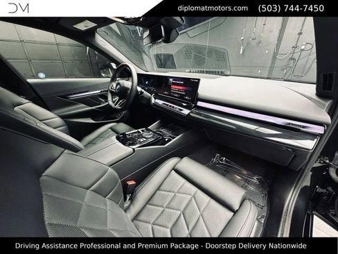 Used 2024 BMW i5 M60 w/ Premium Package AWD/4WD image 21