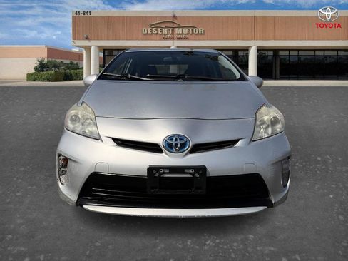 Used 2012 Toyota Prius Two FWD image 2