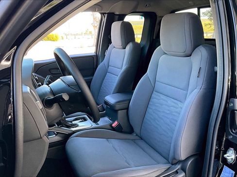 New 2026 Nissan Frontier S image 9