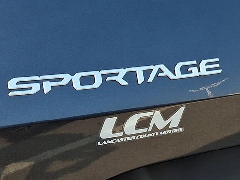 Used 2023 Kia Sportage EX AWD/4WD image 29