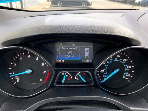 Used 2016 Ford Escape SE w/ Equipment Group 201A image 26