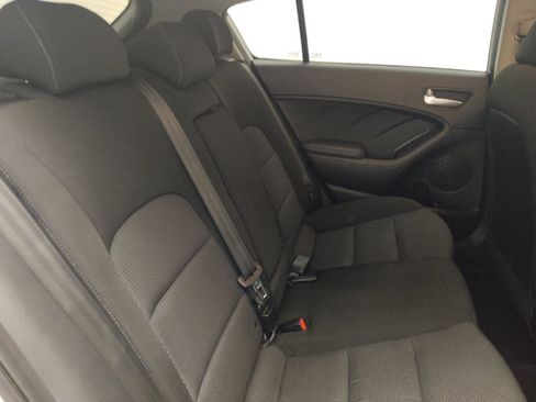 Used 2017 Kia Forte LX FWD image 19