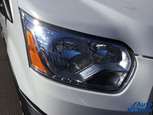 Used 2019 Ford Transit 250 130 Low Roof image 18