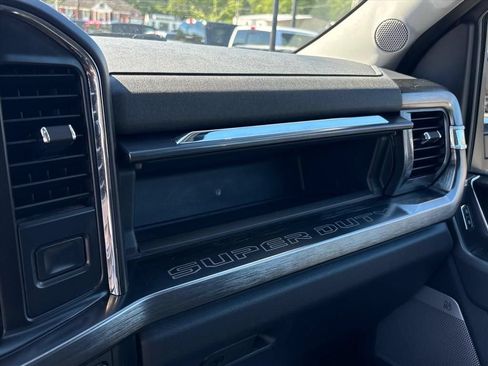 Used 2024 Ford F350 Lariat w/ Sport Appearance Package AWD/4WD image 45