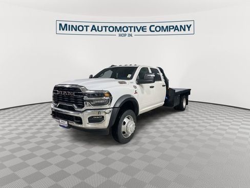 New 2026 RAM 5500 Tradesman w/ Chrome Appearance Group image 4